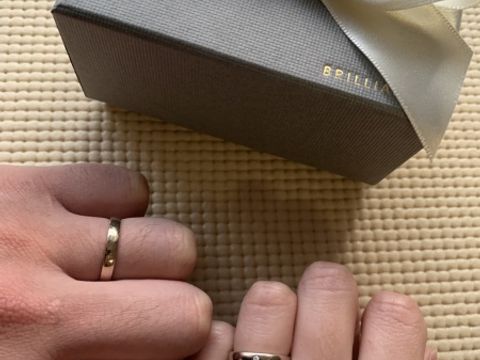 【BRILLIANCE+(ブリリアンスプラス)の口コミ】 私はイエローベース、相手はブルーベースで似合う色味が正反対だったので…