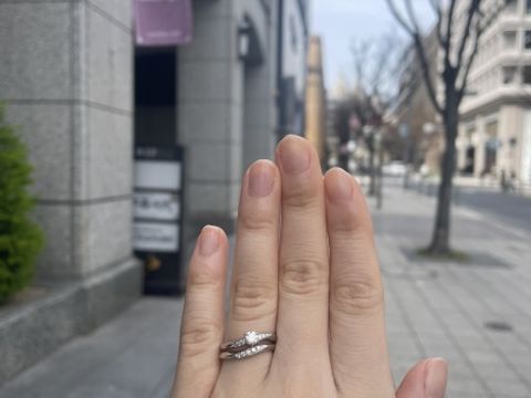 【ラザール ダイヤモンド(LAZARE DIAMOND)の口コミ】 指が長くないので、ウェーブのこの形が一番綺麗に見えました。ダイヤモン…