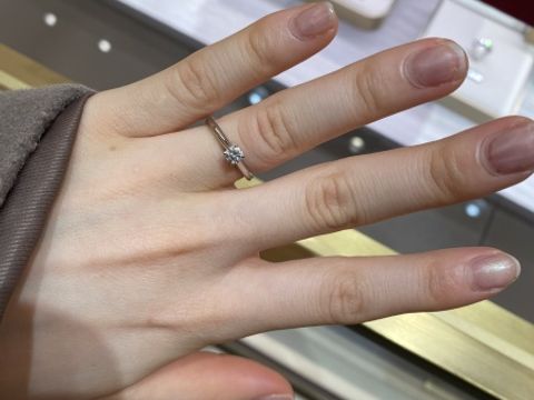 【カルティエ(Cartier)の口コミ】 長年憧れていたカルティエというブランドの中で、それぞれの指輪を比較し…