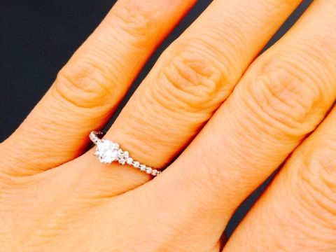 【AHKAH(アーカー)の口コミ】 もともとAHKAHが好きで、彼にファッションリングをプレゼントしてもらった…