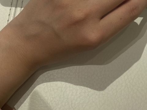 【HIROUMI(ヒロウミ)の口コミ】 こちらの006Lと010Lと迷ったのですが、最終的にこちらにしました。006は平…