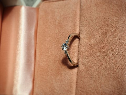 【TRECENTI(トレセンテ)の口コミ】 内側が面取りされていて付け心地がとても良い
デザインがシンプルなので、…