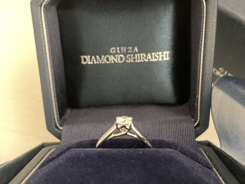 【銀座ダイヤモンドシライシの口コミ】 シンプルなデザインでかわいいです！刻印は結婚記念日が決まっていなかっ…