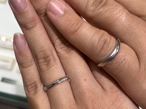 【ジュエリーツツミ(JEWELRY TSUTSUMI)の口コミ】 シンプルめのデザインが多かったです。石があまり入ってないデザインを探…