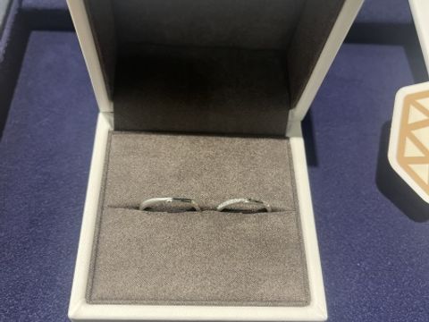 【COEUR D'OR(クゥドール)の口コミ】 2人とも指が華奢な方なので、細めのデザインを選びました。夫の希望がマッ…