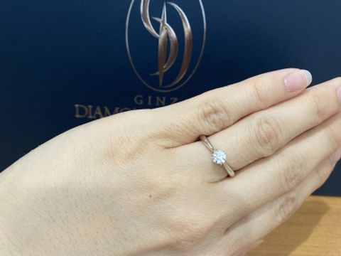 【銀座ダイヤモンドシライシの口コミ】 シンプルなデザイン、こだわりのダイヤモンド、着け心地も違和感がなく指…
