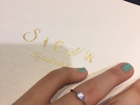 【SIENAROSE(シエナロゼ)の口コミ】 婚約指輪のロゼチナと結晶のデザインが気になっていました。この「結晶」…