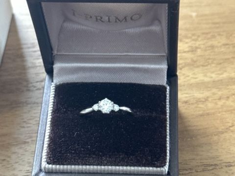【アイプリモ(I-PRIMO)の口コミ】 相手の印象から、シンプルで流行り廃りのないデザインを探していました。…
