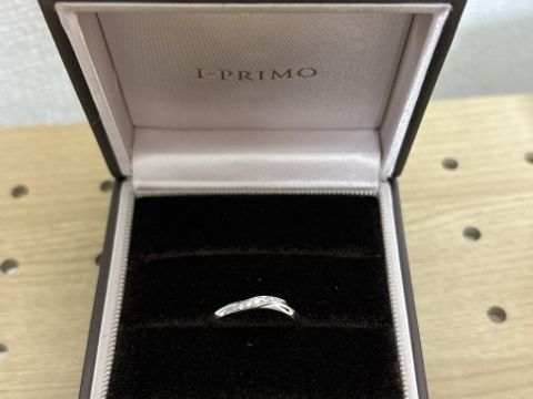 【アイプリモ(I-PRIMO)の口コミ】 個人的な好みでウェーブ型のデザインのものを探していたのですが、その中…