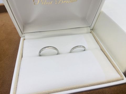 【PILOT BRIDAL(パイロットブライダル)の口コミ】 たくさんの指輪を試着しましたが、着け心地一番でした。
着けた瞬間【え、…