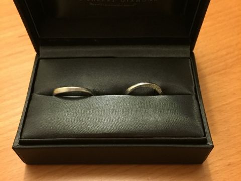 【ラザール ダイヤモンド(LAZARE DIAMOND)の口コミ】 婚約指輪が別のブランドだったのだが、一緒に着けた時に違和感がなかった…