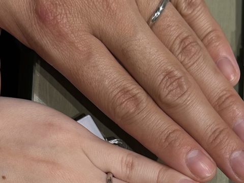 【アイプリモ(I-PRIMO)の口コミ】 デザインはどれも素敵ですが、自分にとっても最高の指輪を決めれます。
価…