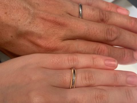 【ティファニー(Tiffany & Co.)の口コミ】 存在感があり、しっかりつけてるって感じがします。
太さもあるのでつけ忘…