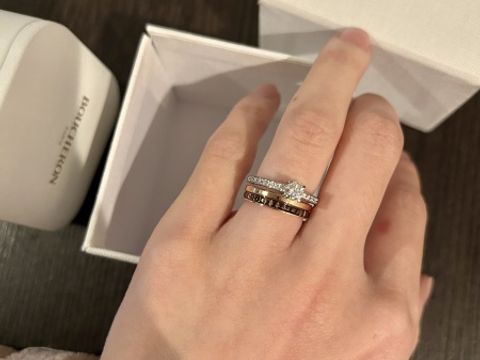 【ブシュロン(BOUCHERON)の口コミ】 ブシュロンの中で一番人気なキャトルシリーズを選びました。他ブランドの…