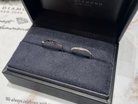 【ラザール ダイヤモンド(LAZARE DIAMOND)の口コミ】 シンプルな一石ダイヤでカーブデザインのものを探していましたが、クレセ…
