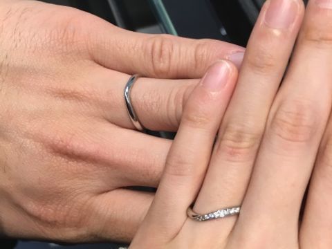 【エクセルコダイヤモンド(EXELCO DIAMOND)の口コミ】 シンプル過ぎず、派手過ぎず、とても指に馴染みました！僕も妻も気に入っ…