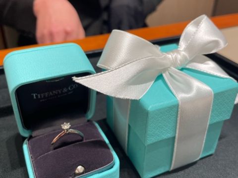 【ティファニー(Tiffany & Co.)の口コミ】 とにかく王道でかわいい！指輪のボックスもかわいいし、指輪もダイヤモン…