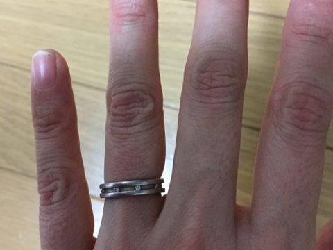 【4℃ BRIDAL(ヨンドシーブライダル)の口コミ】 旦那さんの好みにも合うようにシンプルなものを探していました。
シンプル…