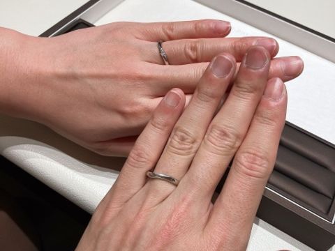 【アイプリモ(I-PRIMO)の口コミ】 新婦の方には7つのダイヤモンド、新郎の方には1つのダイヤモンドが埋め込…