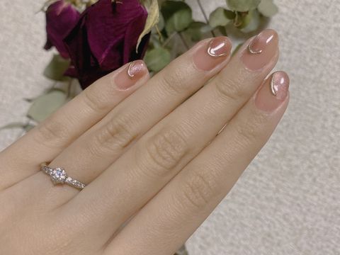 【銀座ダイヤモンドシライシの口コミ】 某有名外資ブランドの指輪も一通り見に行ったのですが、なかなか手元にし…