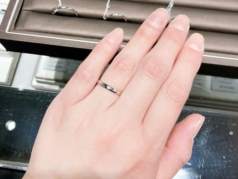 【アイプリモ(I-PRIMO)の口コミ】 価格は平均的かお手頃かと思います。シンプルなデザインで探しており、こ…