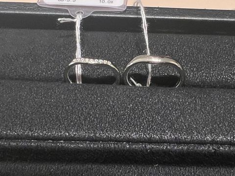 【ティファニー(Tiffany & Co.)の口コミ】 ダイヤが多めに入っているデザインを何点か見せてもらいました。照明のせ…