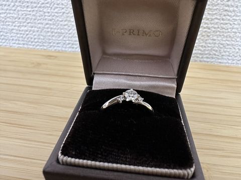 【アイプリモ(I-PRIMO)の口コミ】 プロポーズリングにしてもらって、後日こちらのデザインを変更することが…