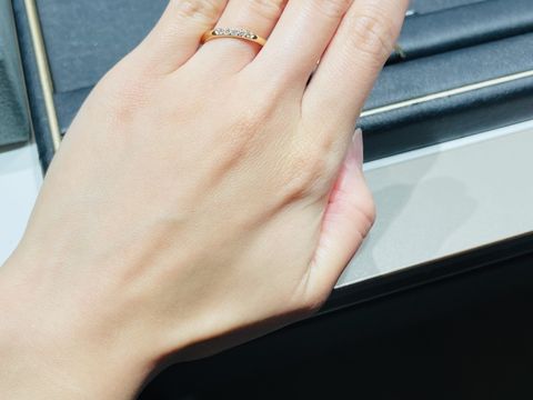 【ラザール ダイヤモンド(LAZARE DIAMOND)の口コミ】 ダイヤの輝きはもちろん、着け心地の良さに驚きました。外資のブランドで…