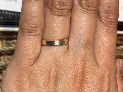 【杢目金屋(もくめがねや)の口コミ】 ダイヤが入っていなくても、杢目模様がしっかり入っており、個性的で魅力…