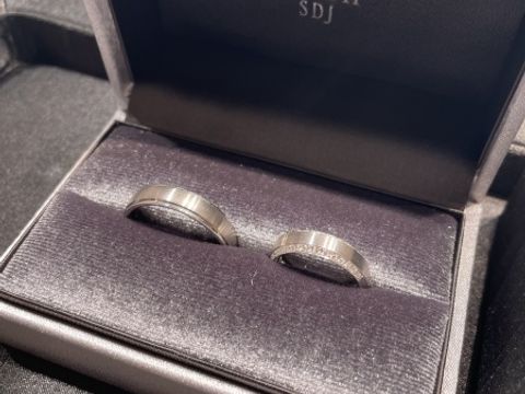 【GALA JEWELRY(ガラジュエリー)の口コミ】 女性の指輪はGALA SDJ店さん限定のデザインになります。元々はピンクゴー…