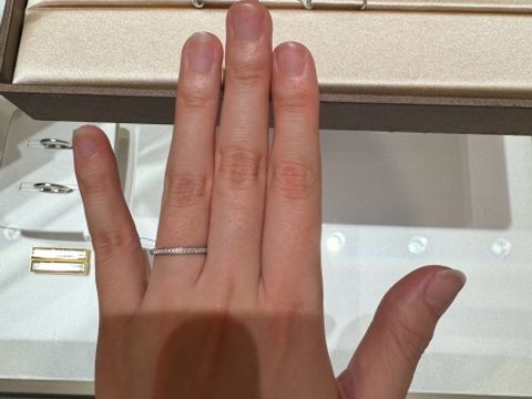 【ブルガリ(BVLGARI)の口コミ】 ずっとハーフエタニティリングを探していました。こちらのリングはダイヤ…