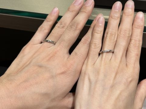 【アイプリモ(I-PRIMO)の口コミ】 斜めにダイヤが入っている指輪を探していたのですがダイヤの個数（見た目…