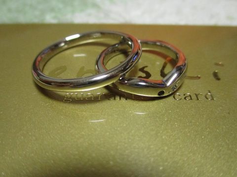 【結婚指輪手作り.comの口コミ】 結婚指輪を探しに行ったのですが、出される指輪すべてどれも同じように見…