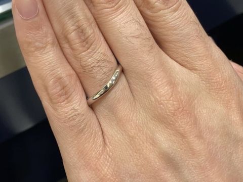 【ROYAL ASSCHER(ロイヤル・アッシャー)の口コミ】 やはりロイヤルアッシャーは着け心地の良さと女性には白く輝くダイヤモン…