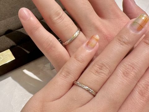 【LAPAGE(ラパージュ)の口コミ】 見たいものが複数ありお伺いし、
全て一通り見させていただいた後、
私た…