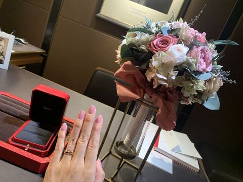 【カルティエ(Cartier)の口コミ】 長年人気の伝統のあるデザインで、歳を取ってからもおしゃれに身につけら…