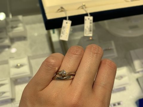 【銀座ダイヤモンドシライシの口コミ】 ダイヤモンドで有名で、友人からお勧めされたのでとりあえず手始めに！と…