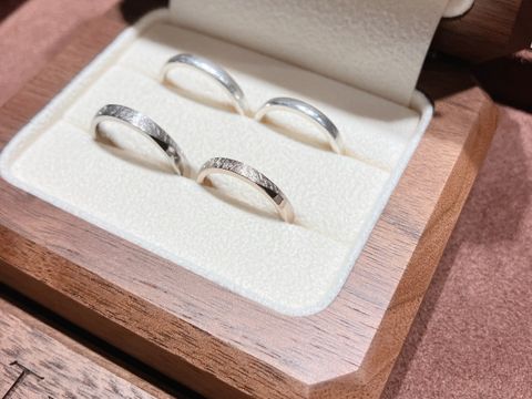 【TANZO.(鍛造指輪)の口コミ】 セミオーダーで、3種類の面を作っていただきました。
加工なども沢山相談…