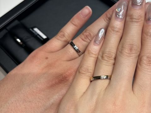 【ラザール ダイヤモンド(LAZARE DIAMOND)の口コミ】 ダイヤモンドの見え方が本当に綺麗でいろいろな角度から上品に見えるとこ…