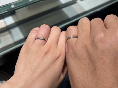 【アイプリモ(I-PRIMO)の口コミ】 シンプルで長く使っていけそうなデザイン。一粒ダイヤがよかったので、色…