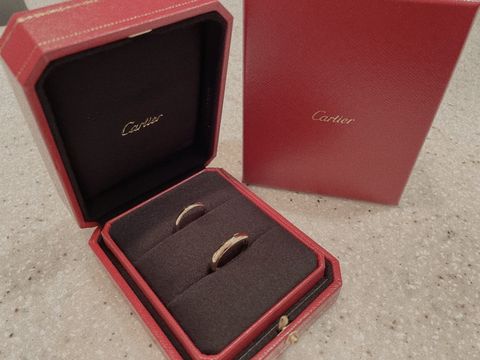 【カルティエ(Cartier)の口コミ】 シンプルでゴールドのデザインのものを探していたので、こちらがぴったり…
