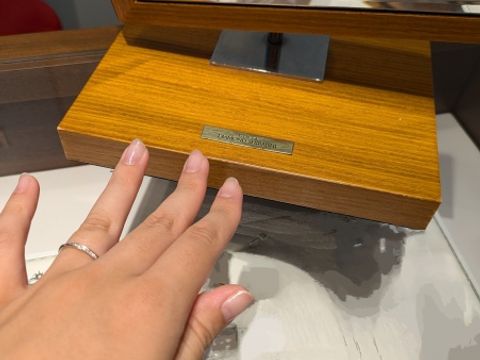 【銀座ダイヤモンドシライシの口コミ】 ホームページの写真通りの、自己主張しすぎず、かつずっと着けていたくな…