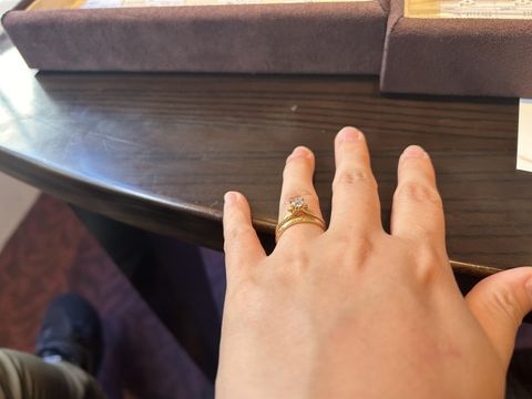 【ケイウノ ブライダル(K.UNO BRIDAL)の口コミ】 ゴールドが好みだったのとアンティーク風なものを探していた。事前に下調…