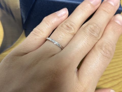 【銀座ダイヤモンドシライシの口コミ】 内側が丸くなっているので、つけやすく、外しやすい。指が痛くなりません…