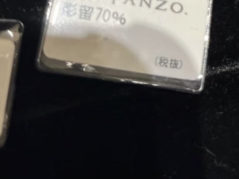 【TANZO.(鍛造指輪)の口コミ】 デザインに関しては、ストレートかカーブタイプで、ダイヤモンドが一周か…