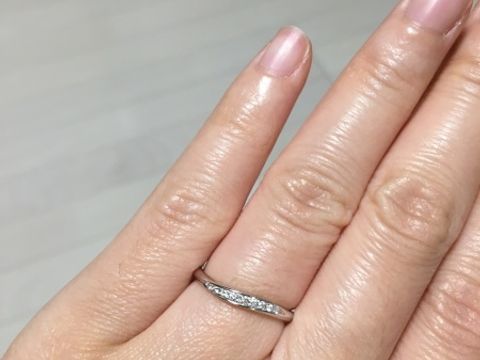 【TASAKI(タサキ)の口コミ】 リング幅の細いものを探しており、それなりにダイヤも付いているものを探…