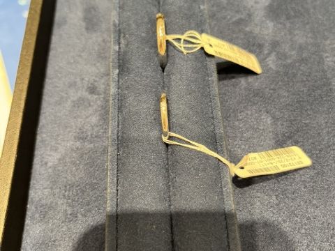 【canal4℃(カナルヨンドシー)の口コミ】 指輪のデザインはとてもシンプルで、女性がダイヤ一石で細め、男性のもの…