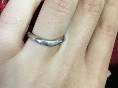 【俄(にわか)の口コミ】 和風な印象のある俄の指輪デザインはどれも素敵でしたが、特にシンプルな…