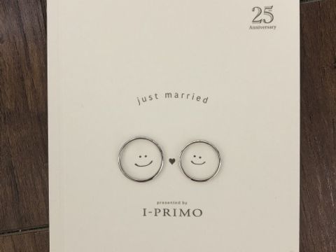 【アイプリモ(I-PRIMO)の口コミ】 シンプルですが、斜めに線が入っており、角度を変えると輝きも変わる、控…