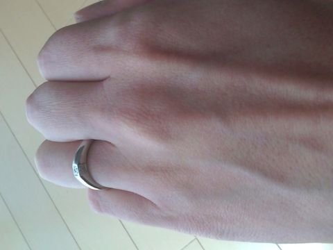 【ESTELLE(エステール)の口コミ】 あまり派手なタイプが好みでは無かったので、シンプルなものを探していま…